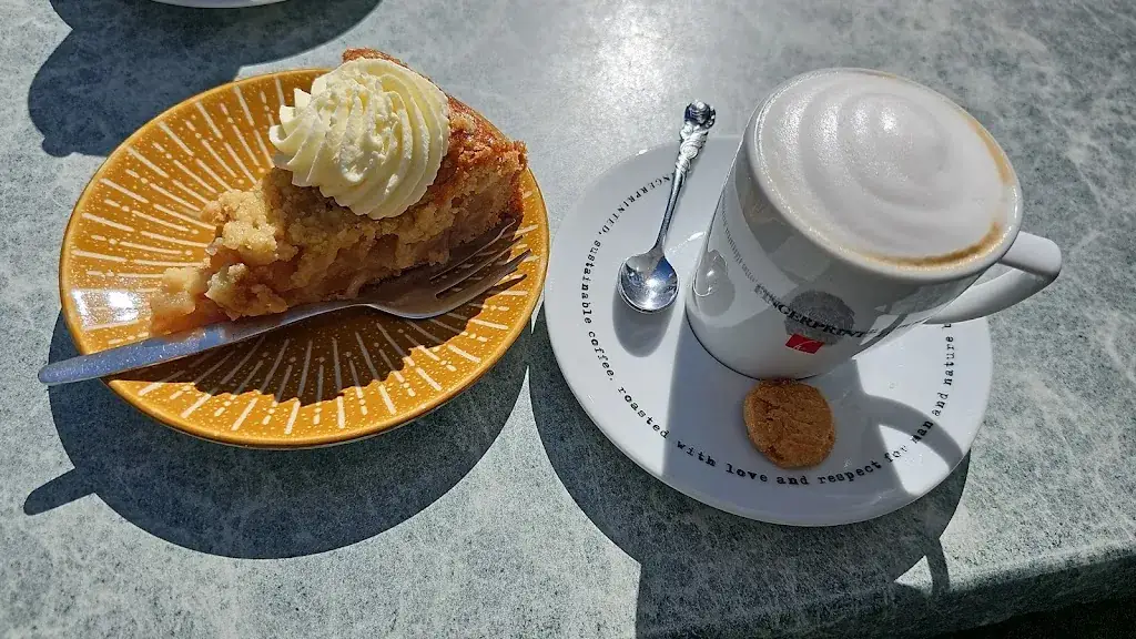 Peter Lorijn_Dames Dijkstra_Rolde_review