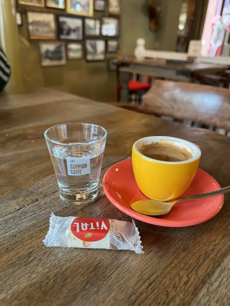 Amirhossein Yazdani_'t Goei Gevoel_Baarle-Nassau_review