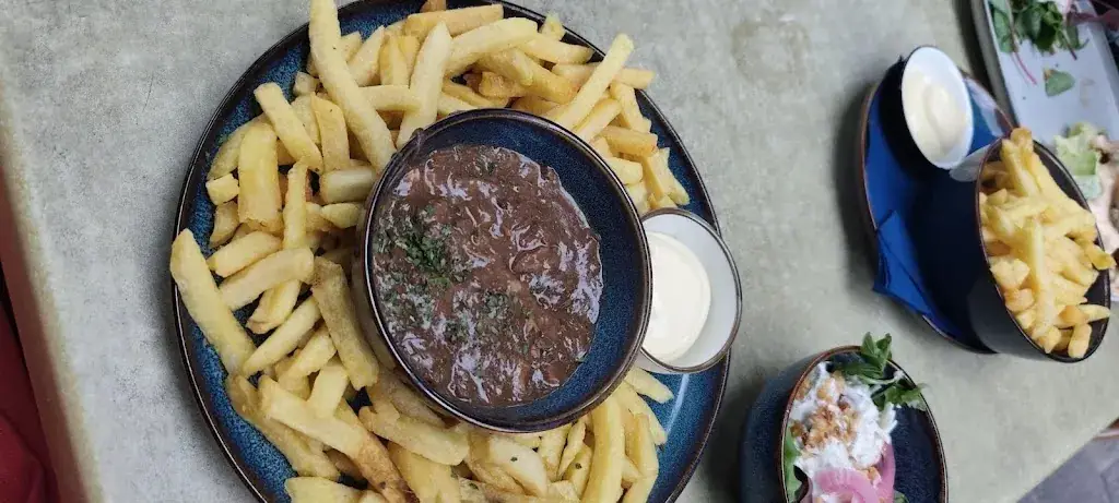 Dennis Hitschler_Kostelijk Eten & Drinken_Goirle_review