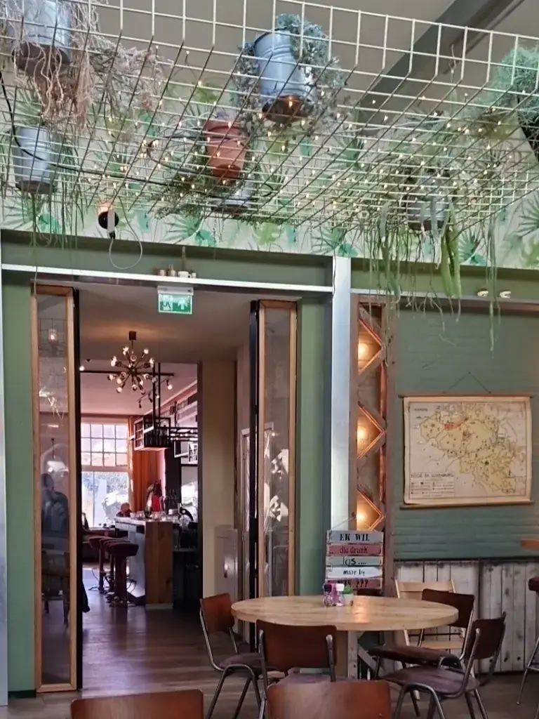 Andre Hoeben_Flanders_Goirle_review