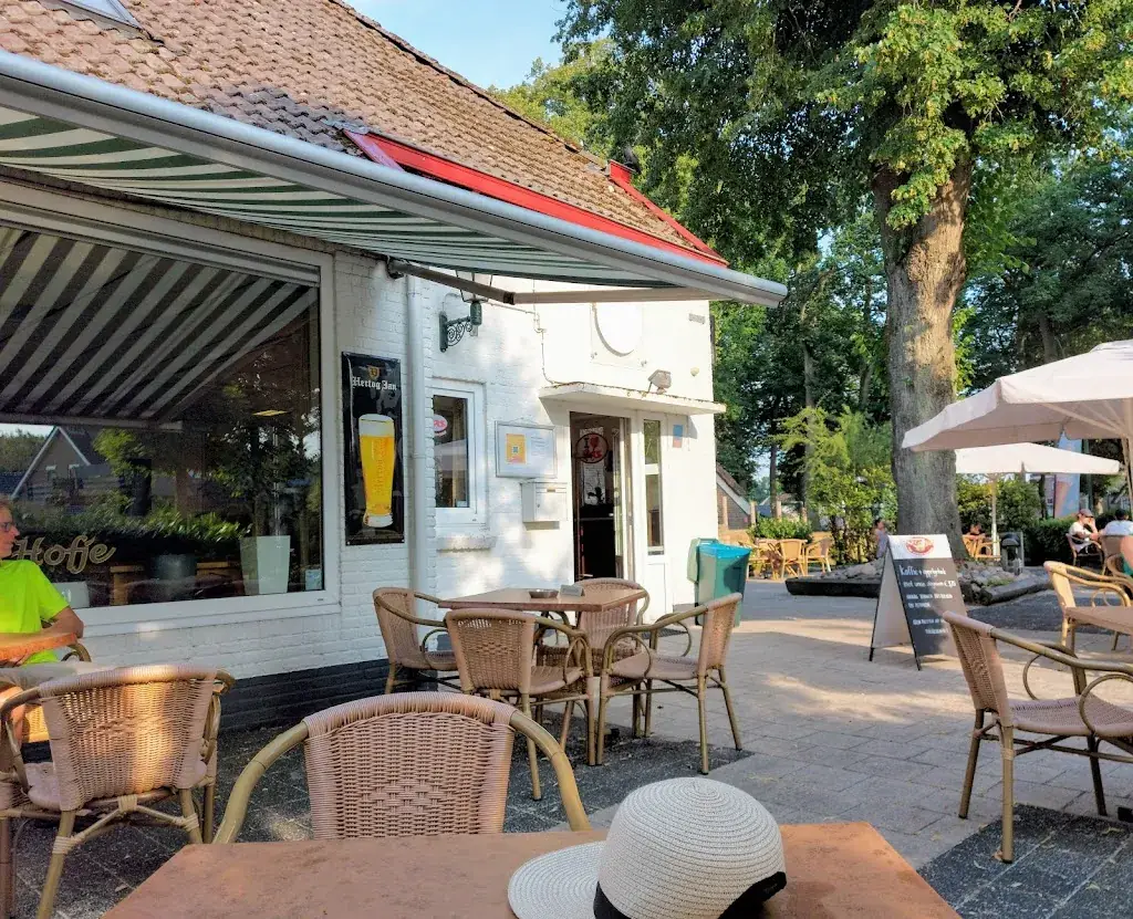 Snackbar Eetcafe 't Hofje restaurant in Rolde