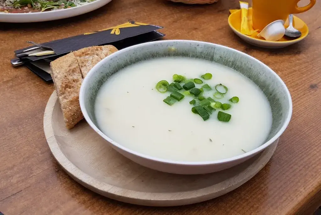 Enjoying_ MeTime_Café-Restaurant Aan de Meule_Beek_review