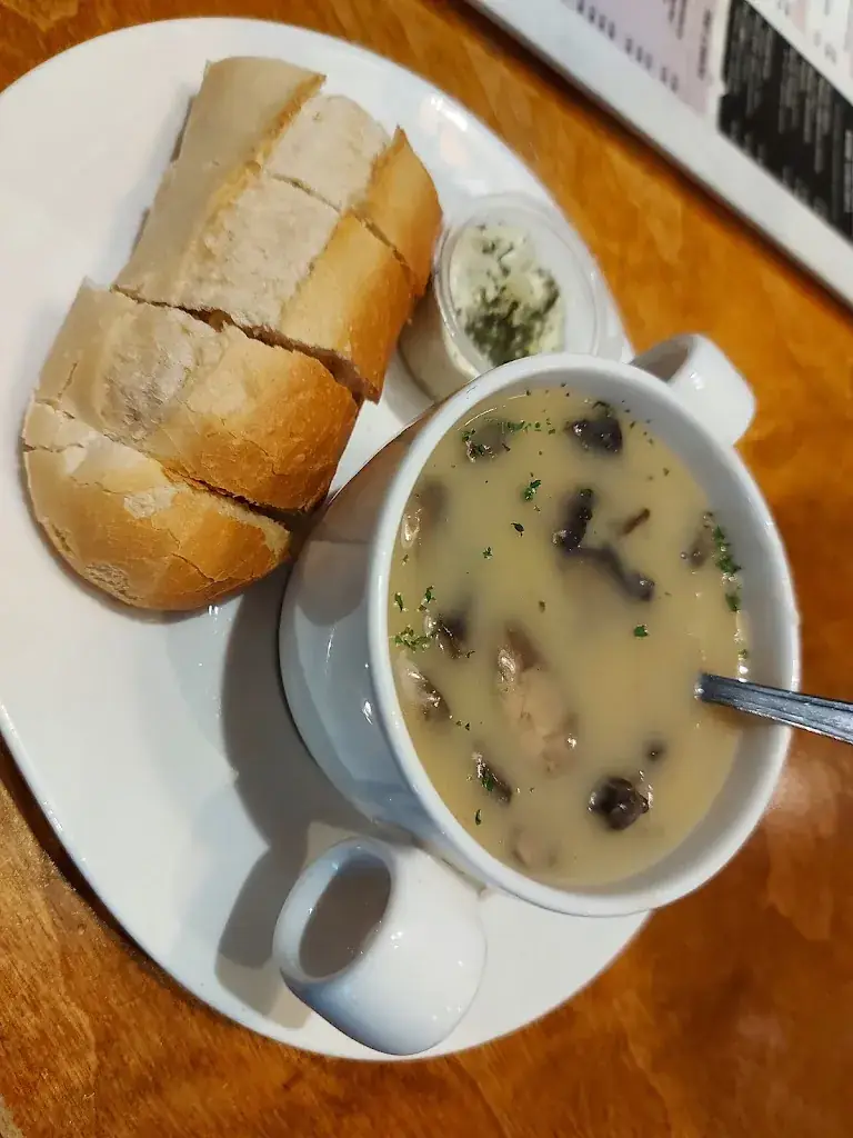 Mihai Nastase_Brasserie Danthé_Waalwijk_review