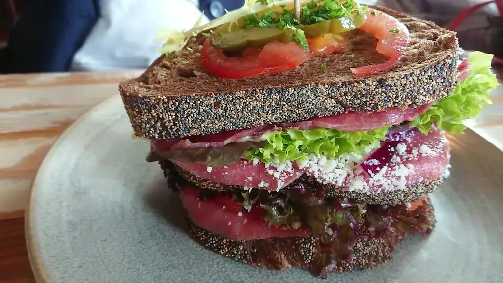 Eetbar Kandinsky Waalwijk_Waalwijk_slider_image_2