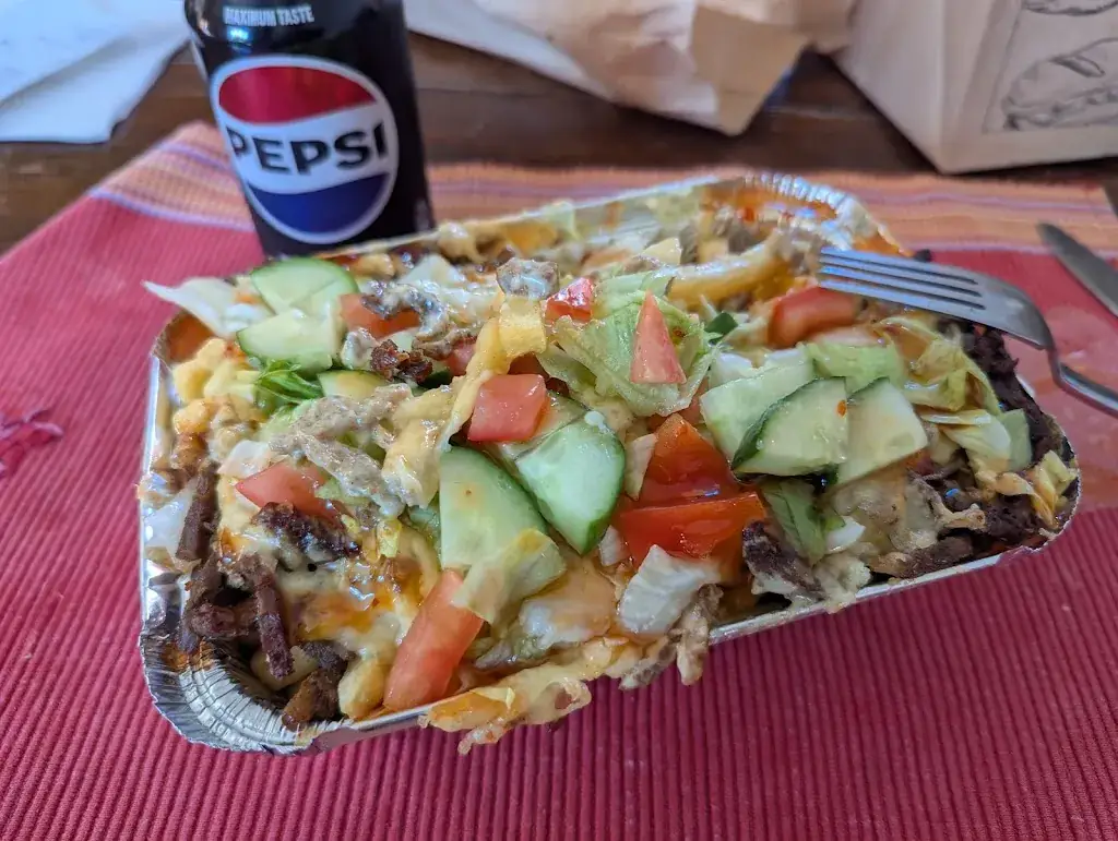 Dirk van der Lee_Cafetaria New York Berghem_Berghem_review