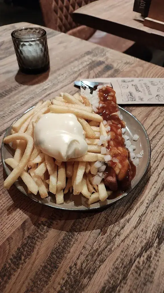 Gerd hoogaars_Cafetaria New York Berghem_Berghem_review