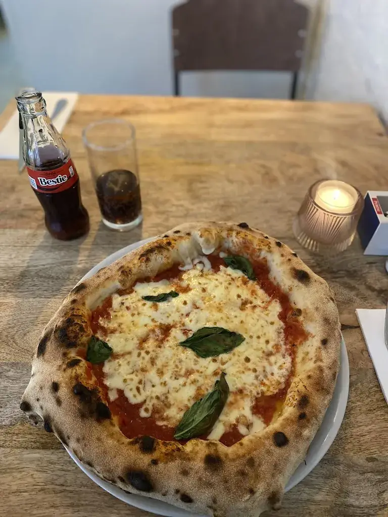 Martin Studeny_LOLO Pizzabar Belcrum_Breda_review