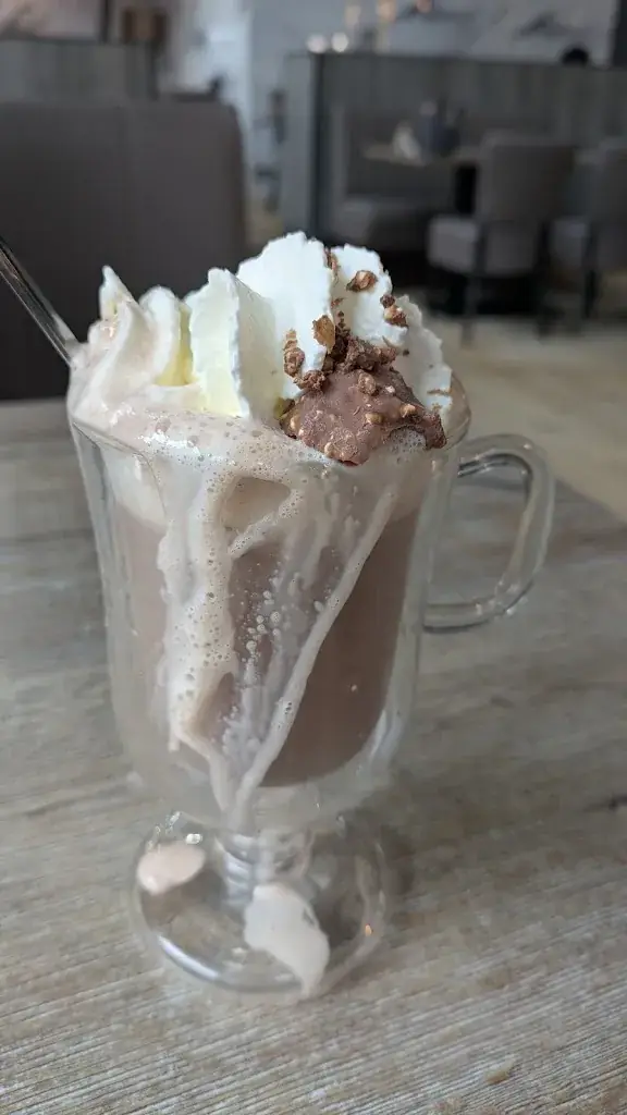 Varun Choudary_Eten & Meer B.V_Breda_review