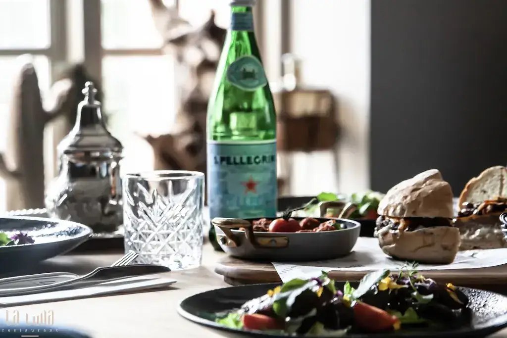 Restaurant La Luna_Breda_slider_image_3