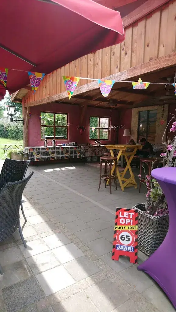 Tuincafé De Witte Zwaan restaurant in Berlicum