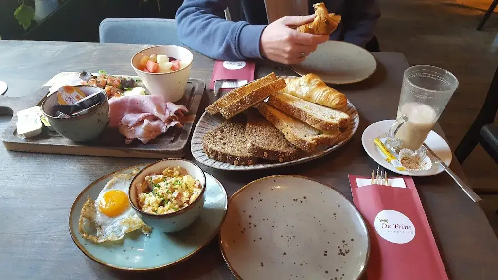 Eetcafé De Prins_Berlicum_slider_image_3