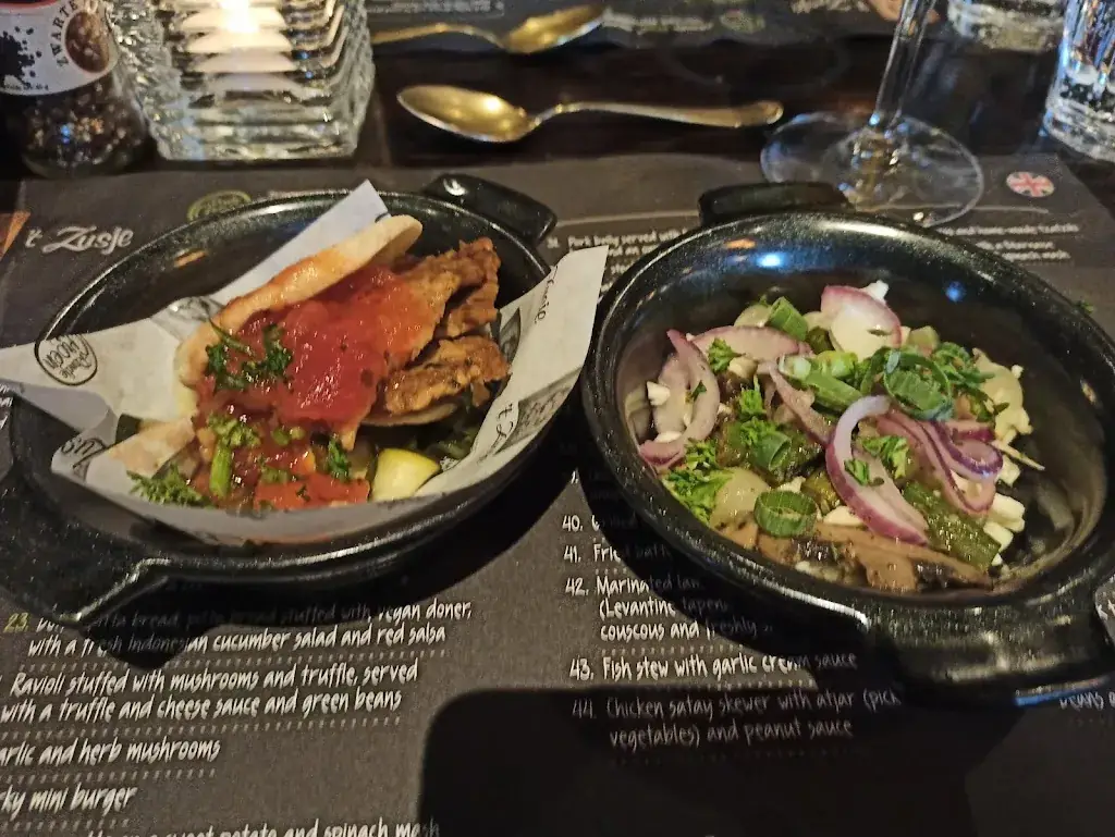 Alexander Armin Koch_'t Zusje_Zoom_review