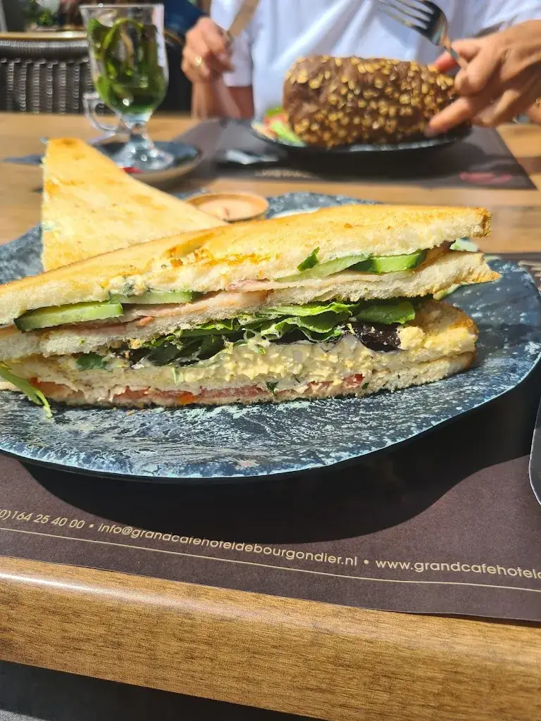 Menu_Grand Cafe Hotel Bourgondier_Zoom_imagen_7