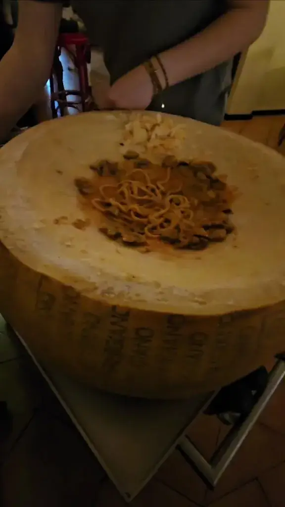 Evi_Ristorante Napoli_Zoom_review