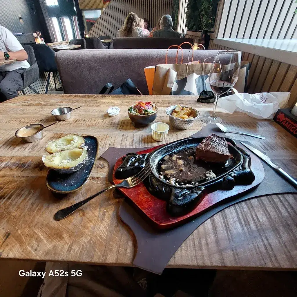 Bert Wardenaar_Argentijns grill Restaurant Amigo_Zoom_review