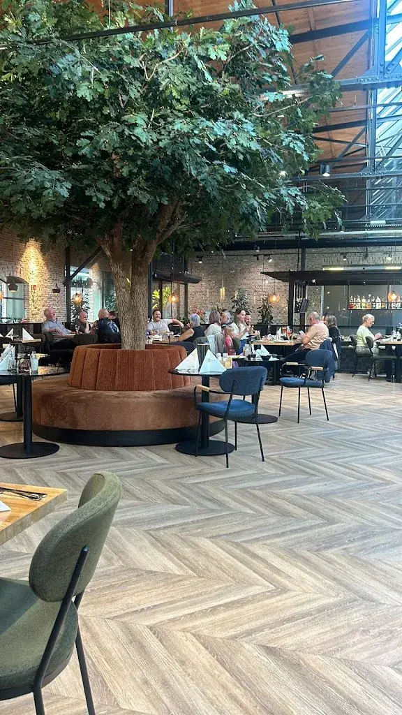 Naomi Romer_Restaurant Beleving Bergen op Zoom_Zoom_Bewertung