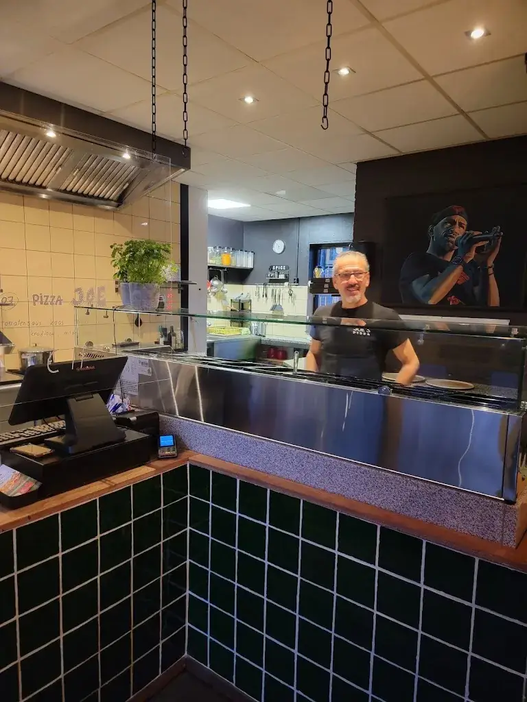 John Mackenzie_Joe's Pizza Schoonebeek_Schoonebeek_review
