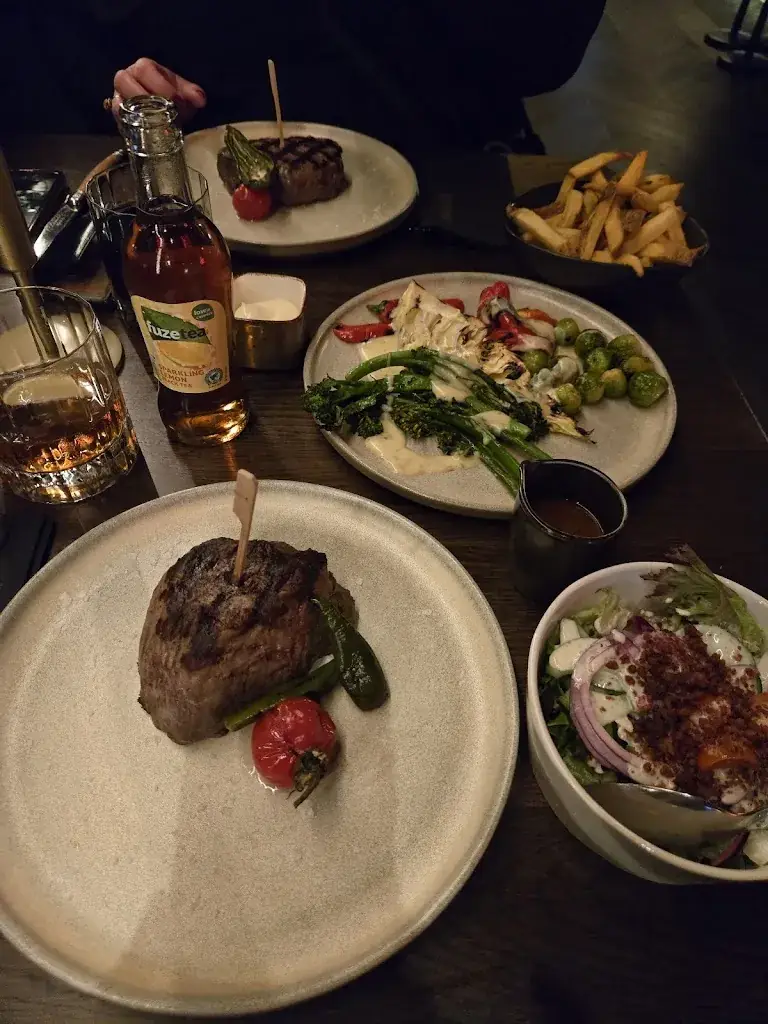 Sanne 1803_Restaurant Bravoure_Zoom_review