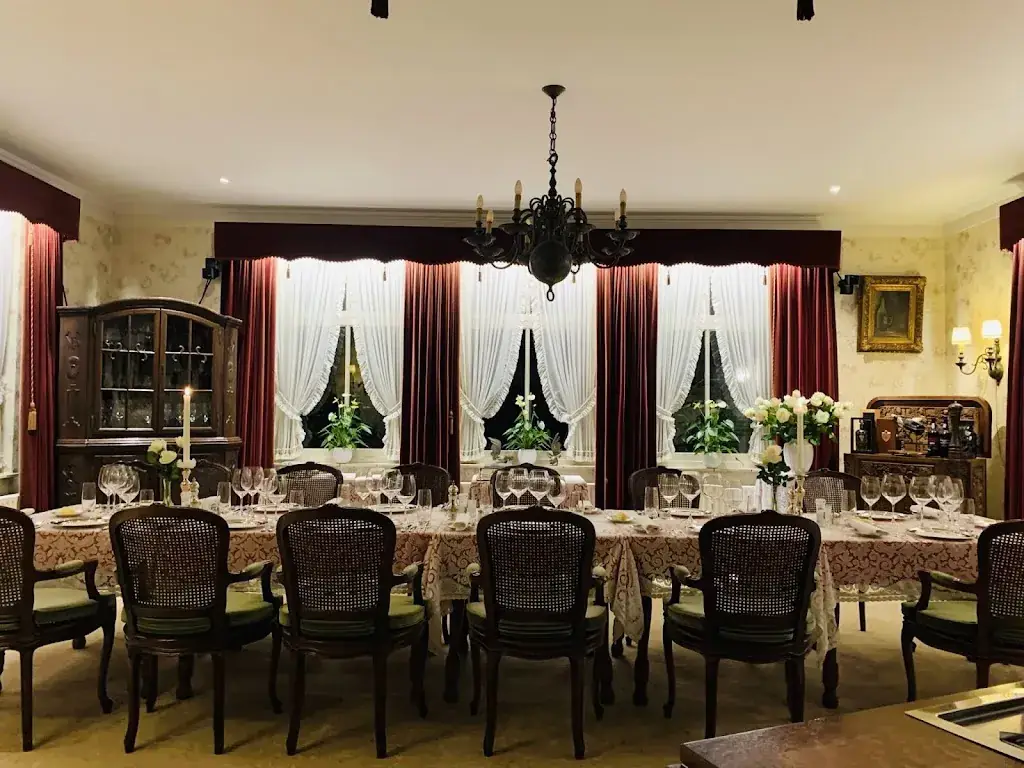 Mirte Widdershoven_De Kempenaer_Bergeijk_review