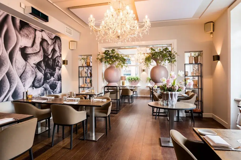 1910 Restaurant_Eindhoven_slider_image_1