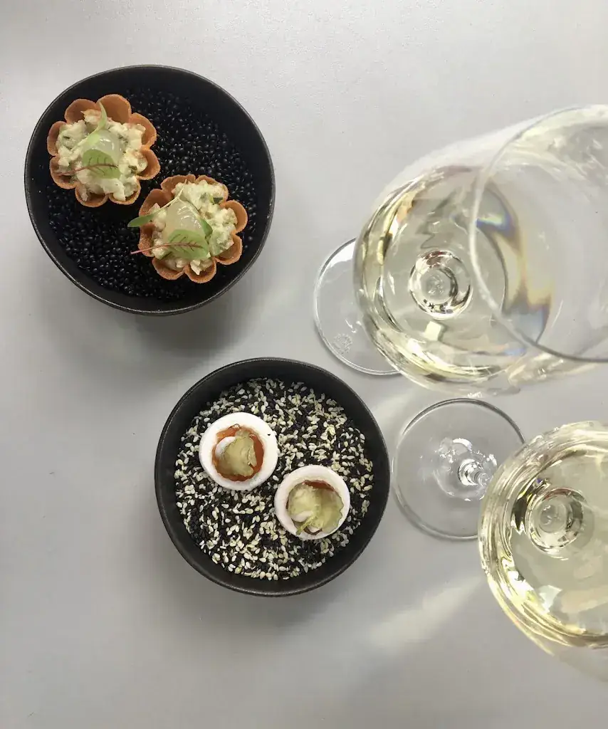 kathleen ousley_Restaurant SOMM_Uden_review