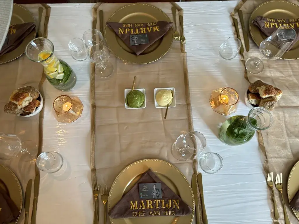 Emmy van den Hijligenberg_Chef aan huis Martijn_Uden_review