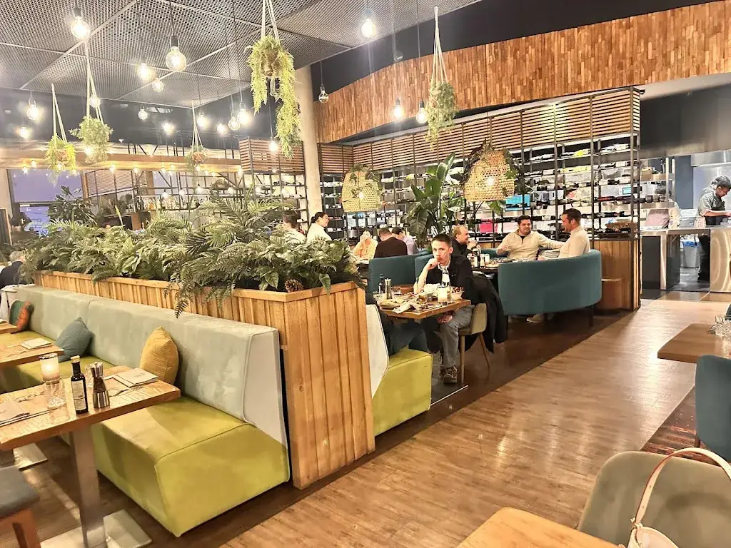 Brandon Burden_Restaurant Cusco_Uden_review