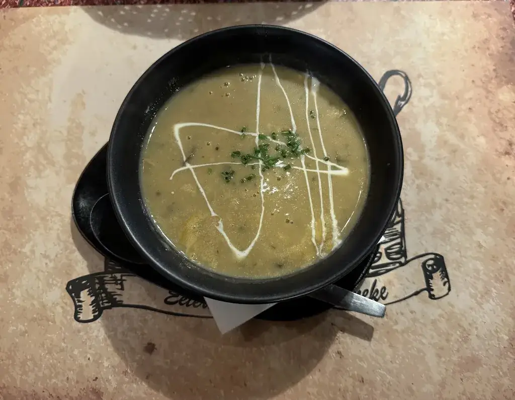 Erel T_Eeterij 't Nekkermenneke_Bladel_recensione