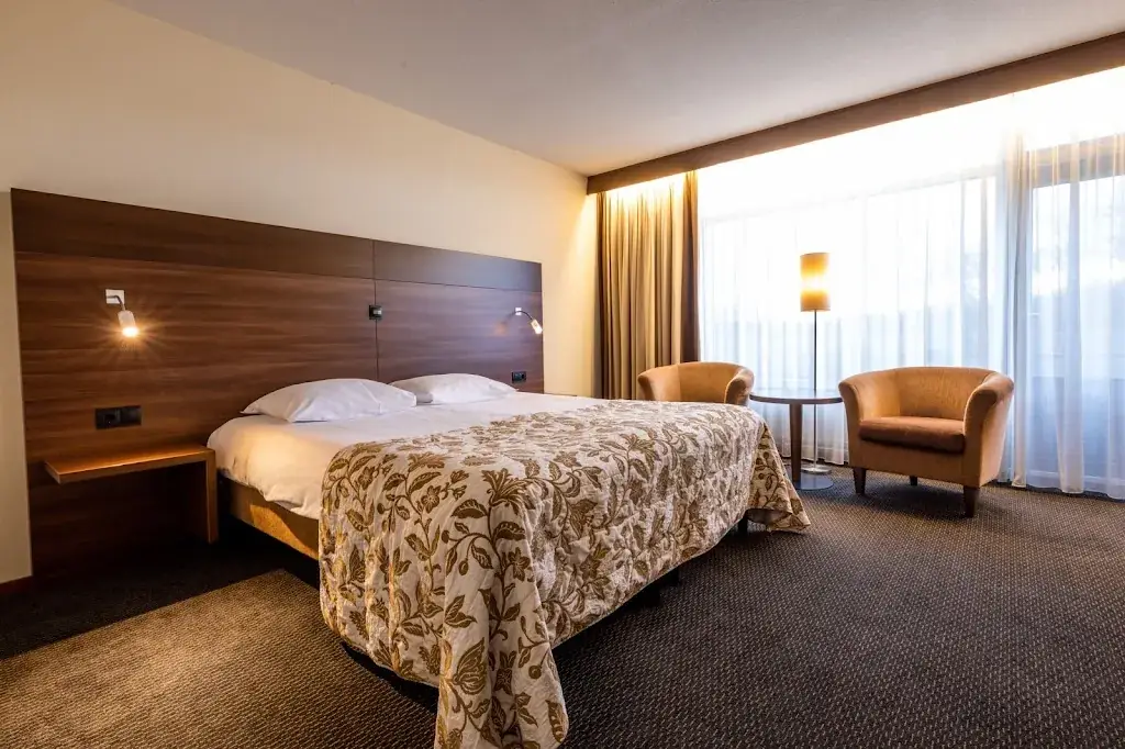 Fletcher Hotel-Restaurant De Reiskoffer_Bosschenhoofd_slider_image_2