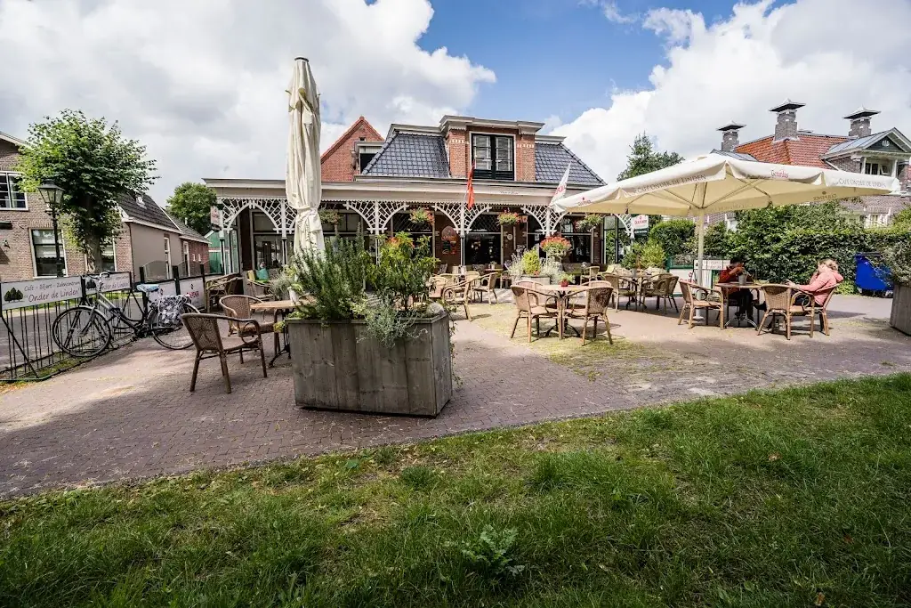 Café biljart en Zalencentrum 'Onder de Linden'_Vries_slider_image_3