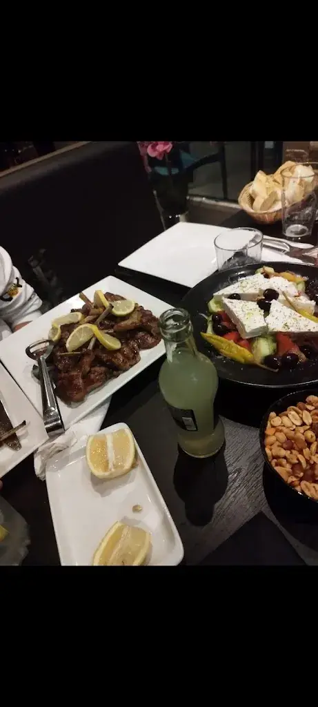 Γιάννης Αθανασακόπουλος_de Griek Boekel_Boekel_review