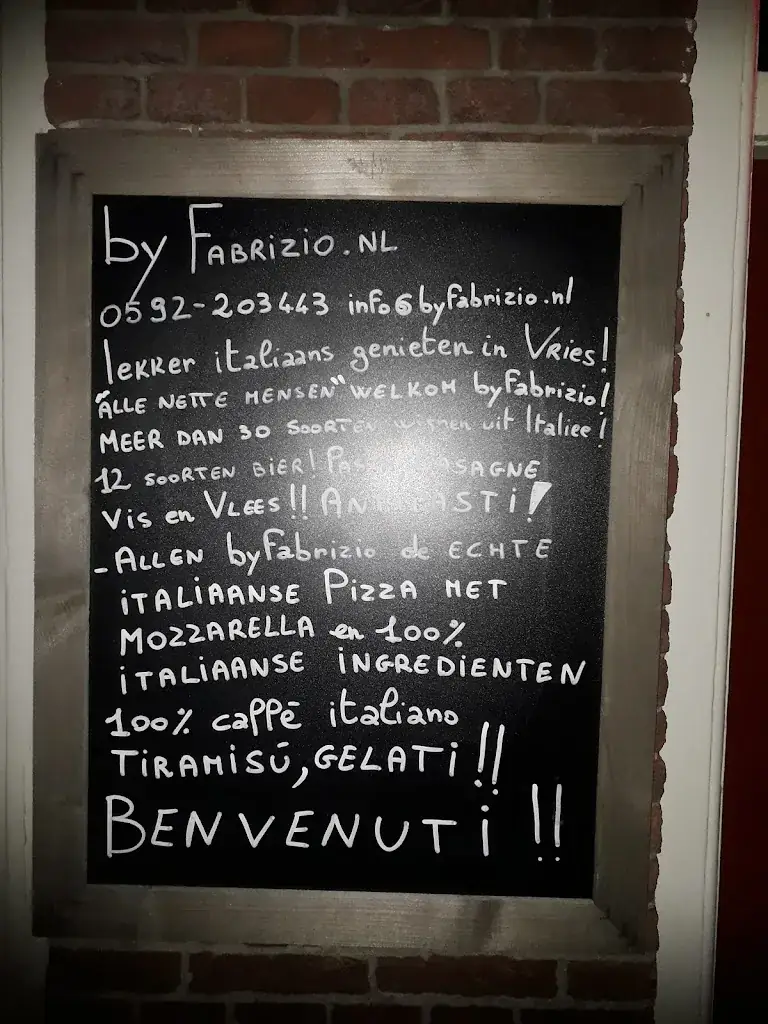 Menu_PIZZERIA ROSSOBLU_Vries_image_1