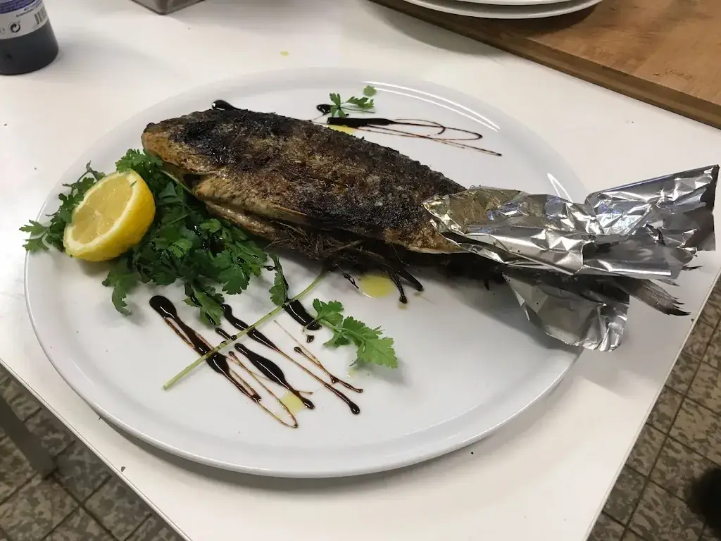 Menu_PIZZERIA ROSSOBLU_Vries_image_4