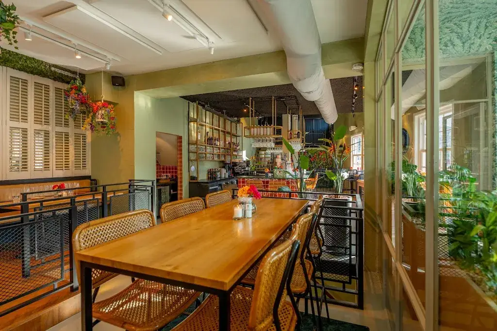 De Botanist - Bar & Kitchen_Breda_slider_image_1