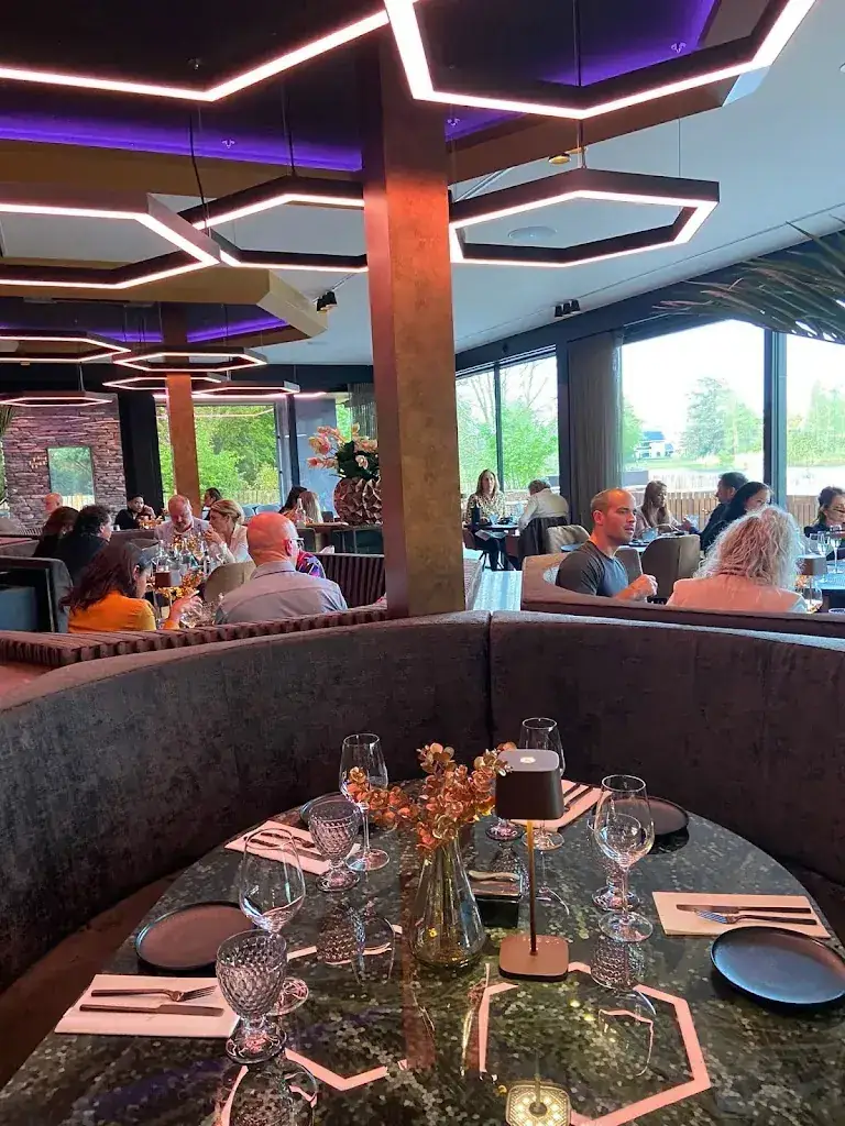 Juul de Kanter_L•Seven Boxtel_Boxtel_reseña