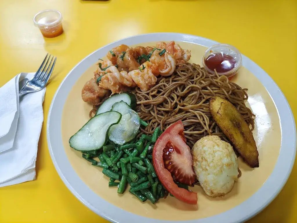 Ruiyu Cong_Eethuis Yuvam_Tilburg_recensione