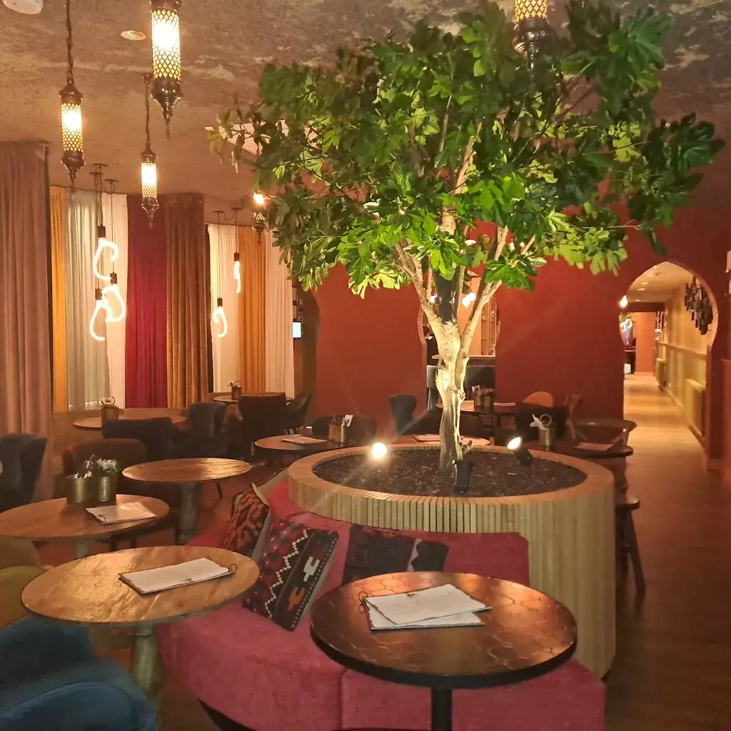 Silk Road Tilburg_Tilburg_slider_image_3