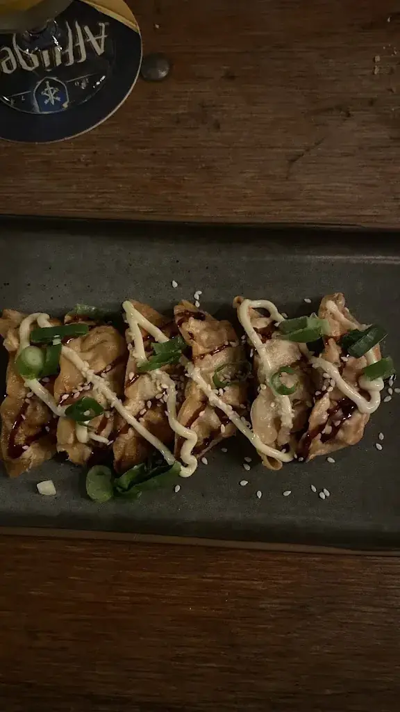 M I_Raw_Tilburg_review