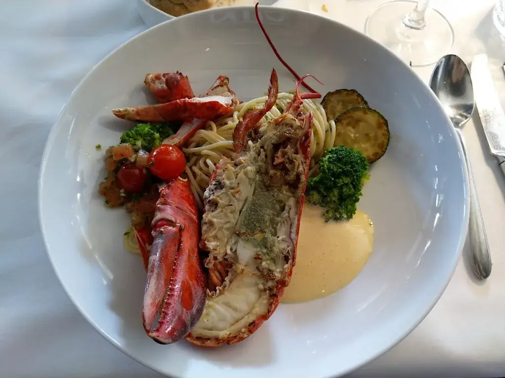 Esther Diepenhorst_Kok Verhoeven_Tilburg_review