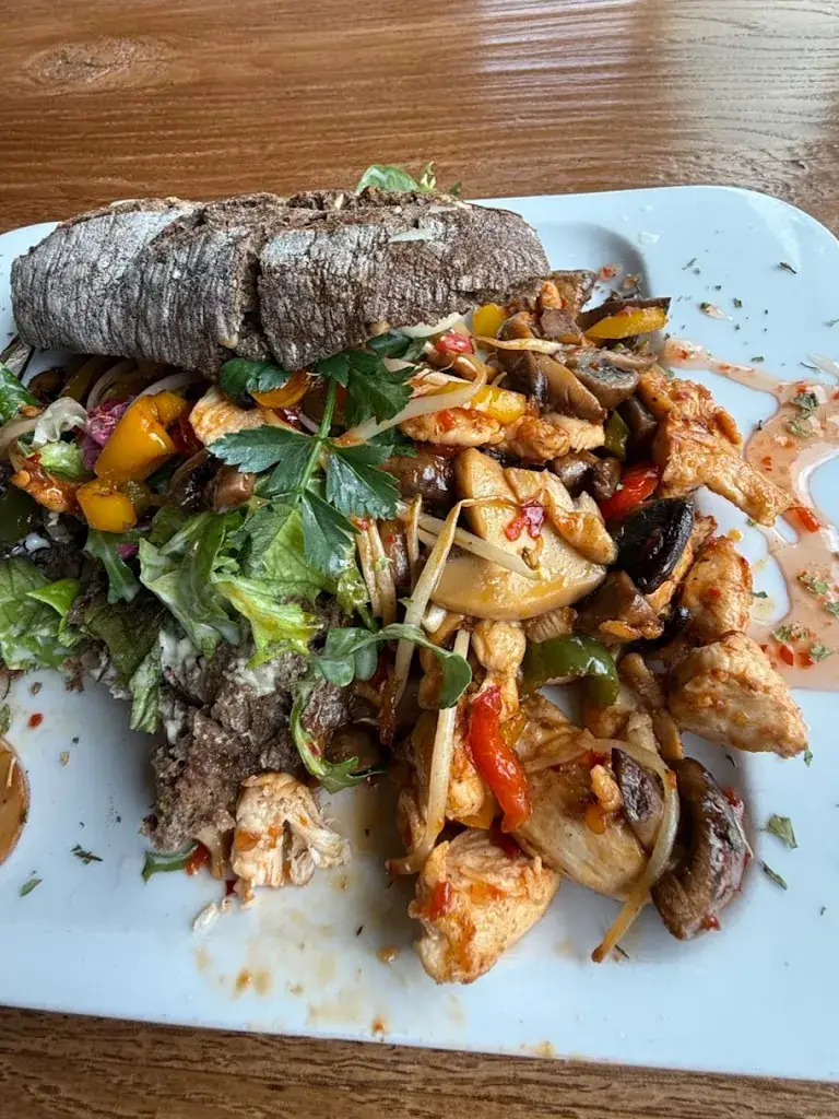 sasha munir_Breexz_Tilburg_review