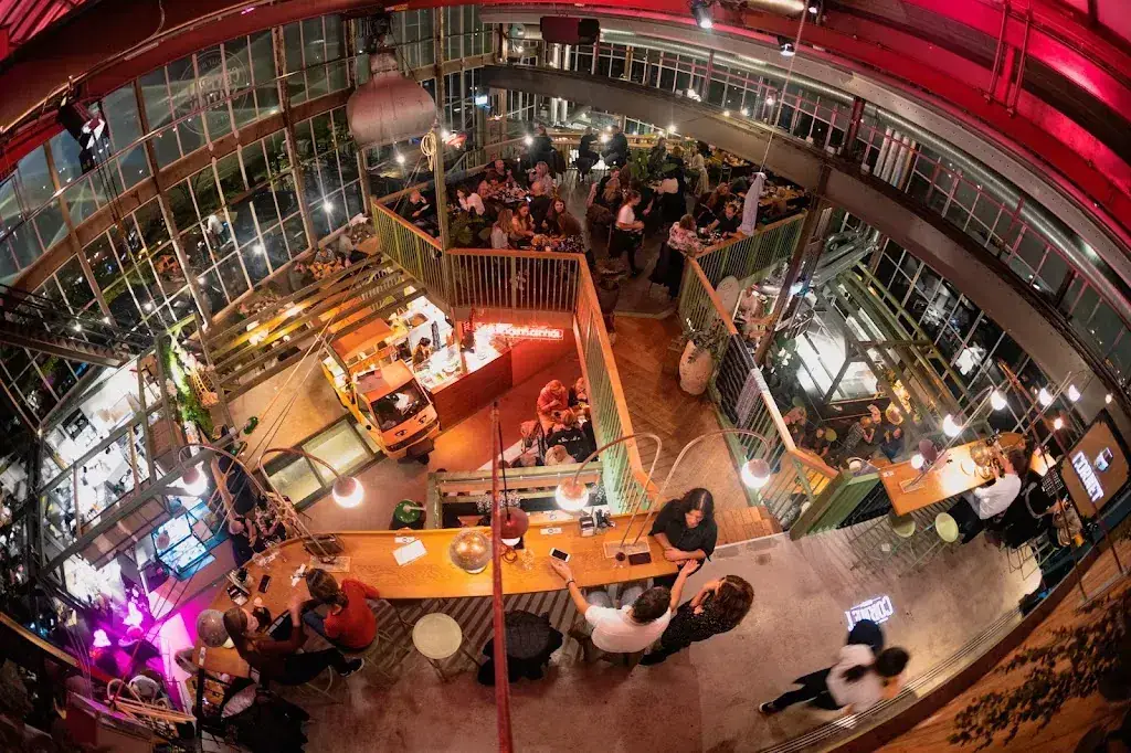 Gourmet Market Central Station restaurant in Tilburg