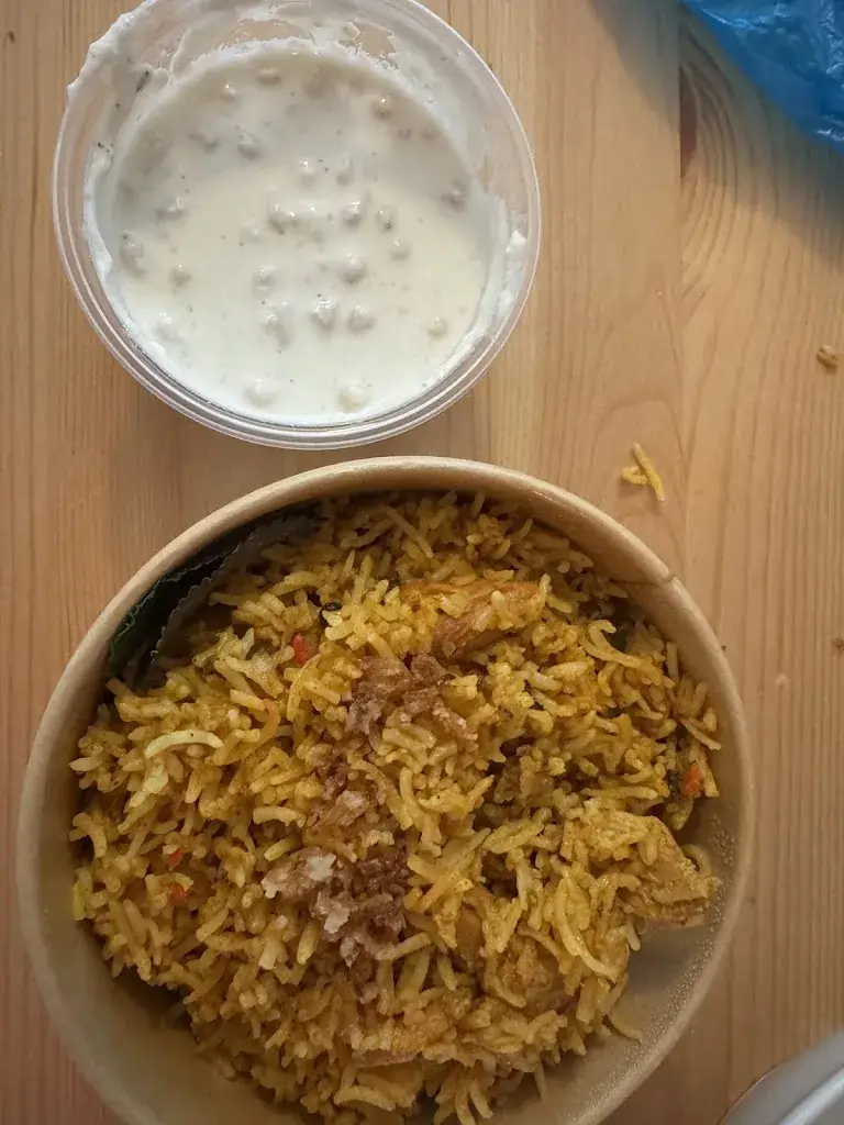 Florian G._Tiranga Tilburg_Tilburg_review