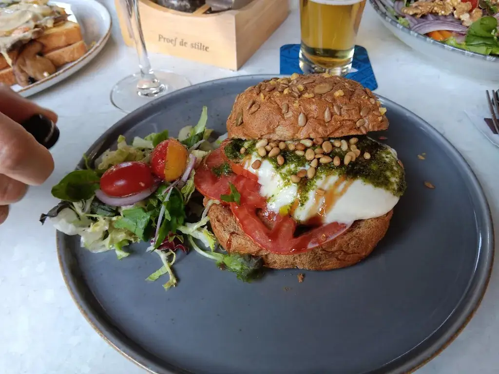 Sander Vries,de_Café-Restaurant De Zwaan_Son_recensione