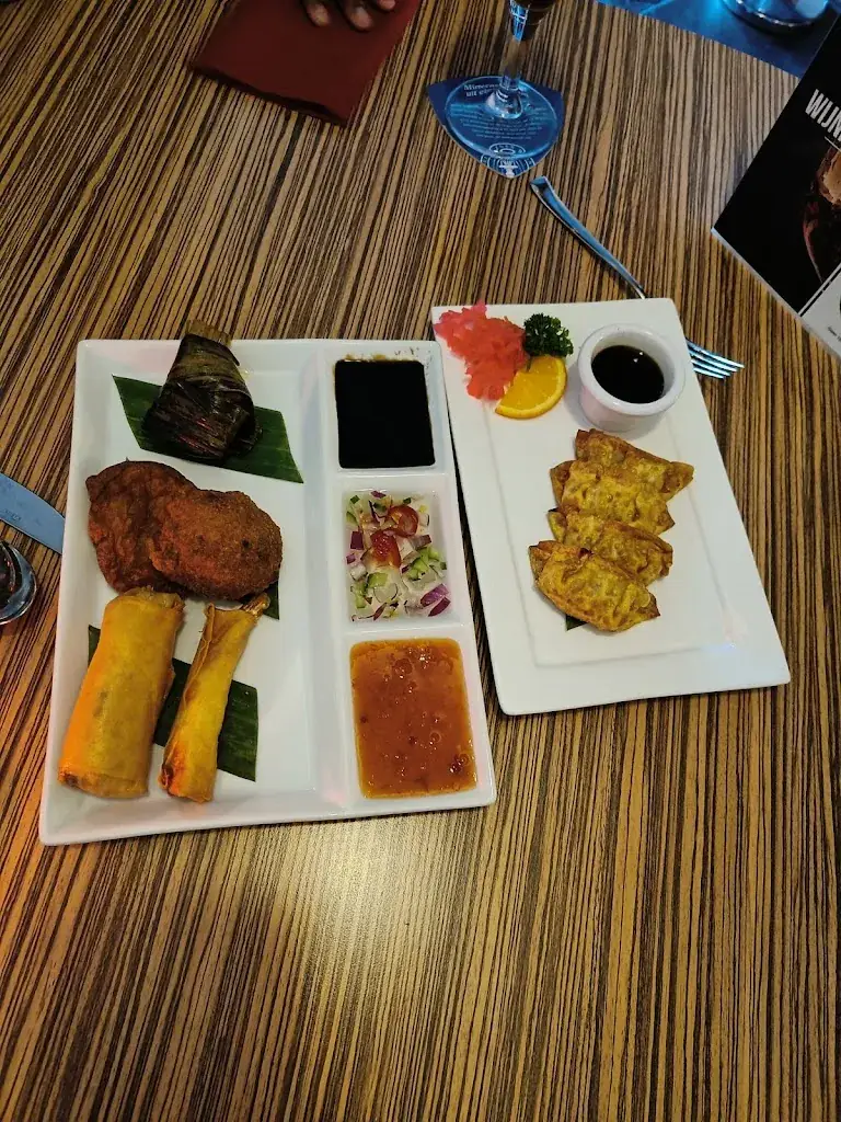 Jayeeta Sengupta_Nyonya & Thai Eastern Grill Restaurant_Son_Bewertung