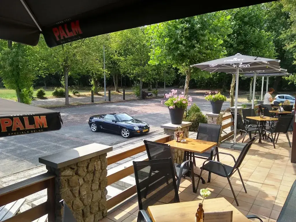 Café Restaurant De Wolfshoek Restaurant in Huijbergen