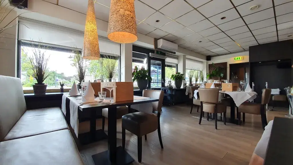 Restaurant Indonesia Son_Son_slider_image_1