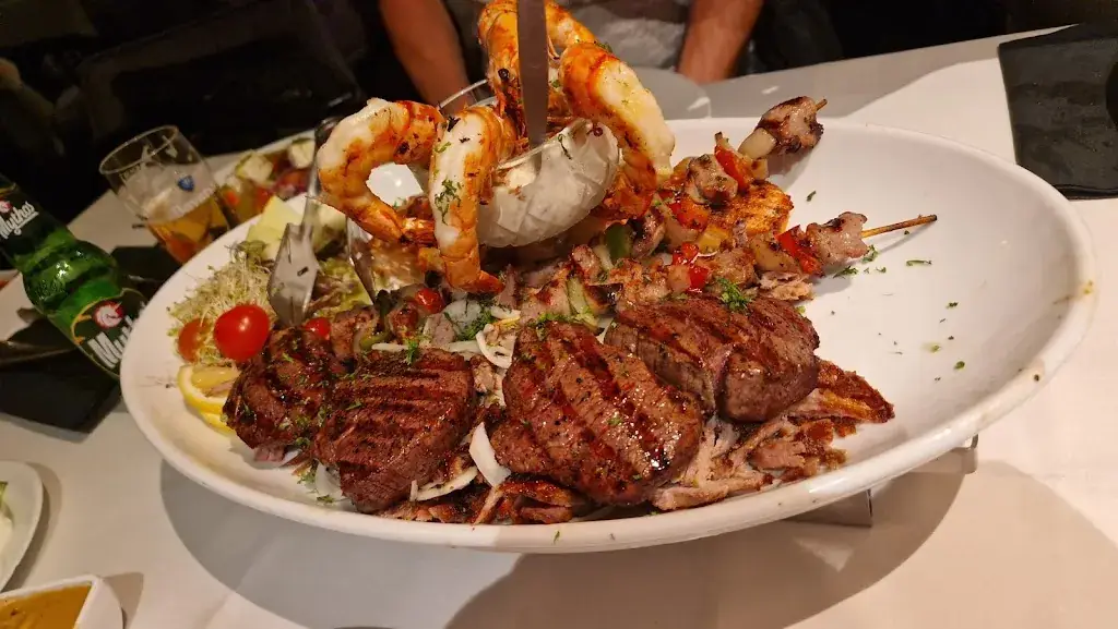 Albert v.W._Mykonos Restaurant_Son_review