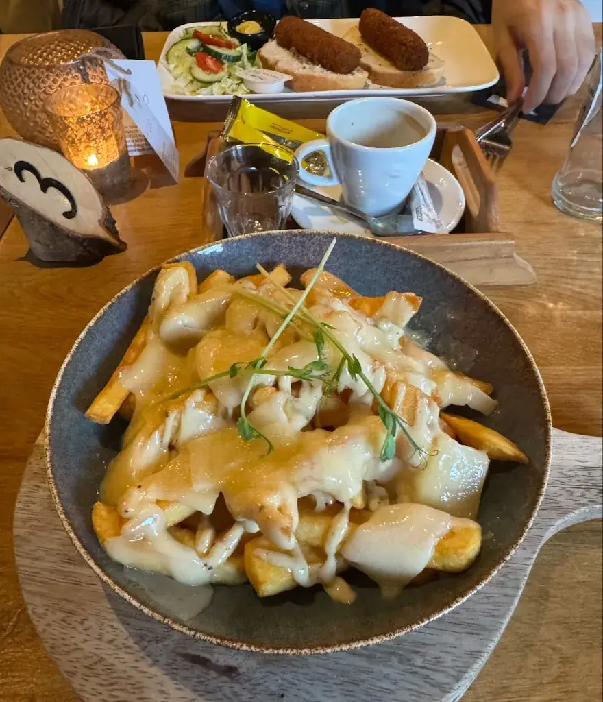 Tim Rademakers_de Schout van Buul_Budel_recensione