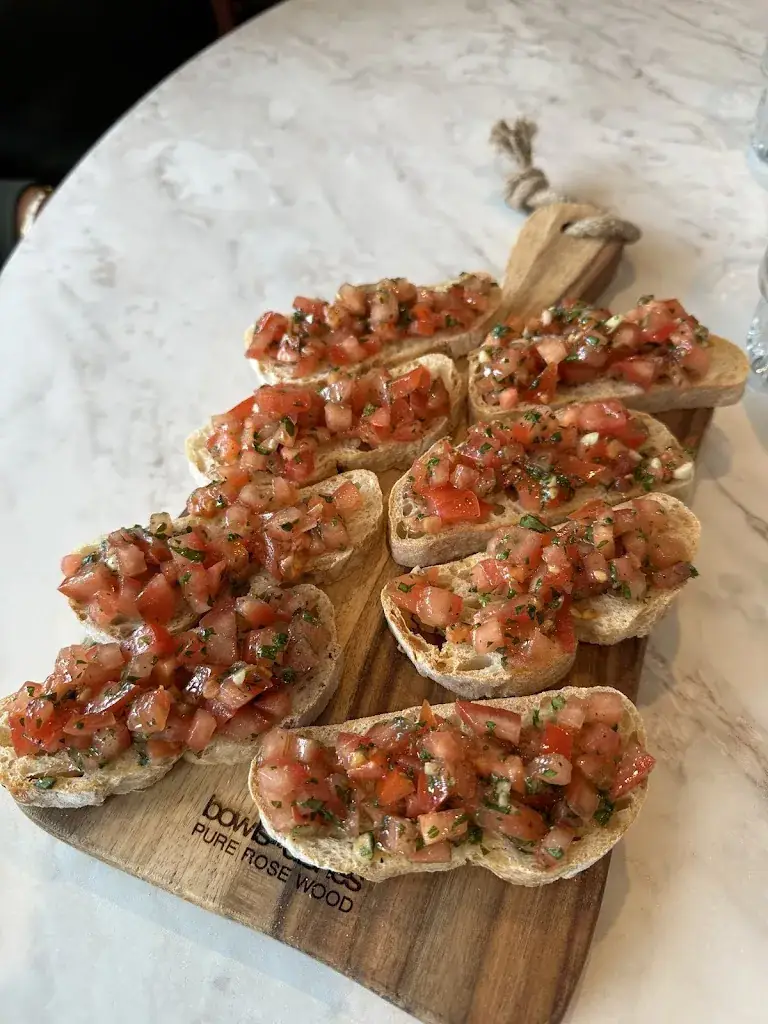 Angeliek van Zon_Brasserie Plein15_Budel_review