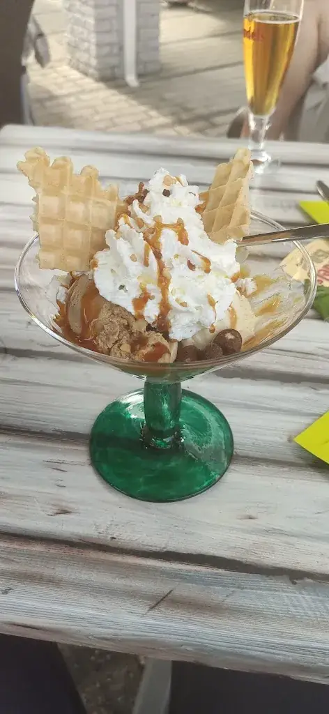 Menu_Zaal De Wielerbaan / Latour Brasserie Grand-Café_Budel_image_4